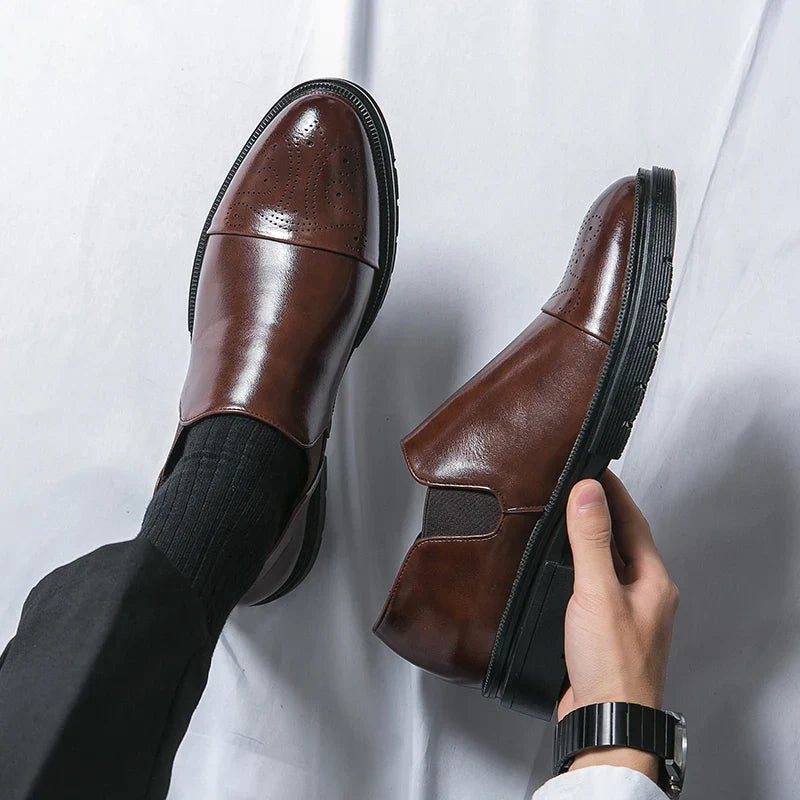 Bottes homme à semelle crantée