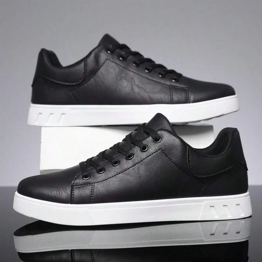 Baskets homme basses à lacets