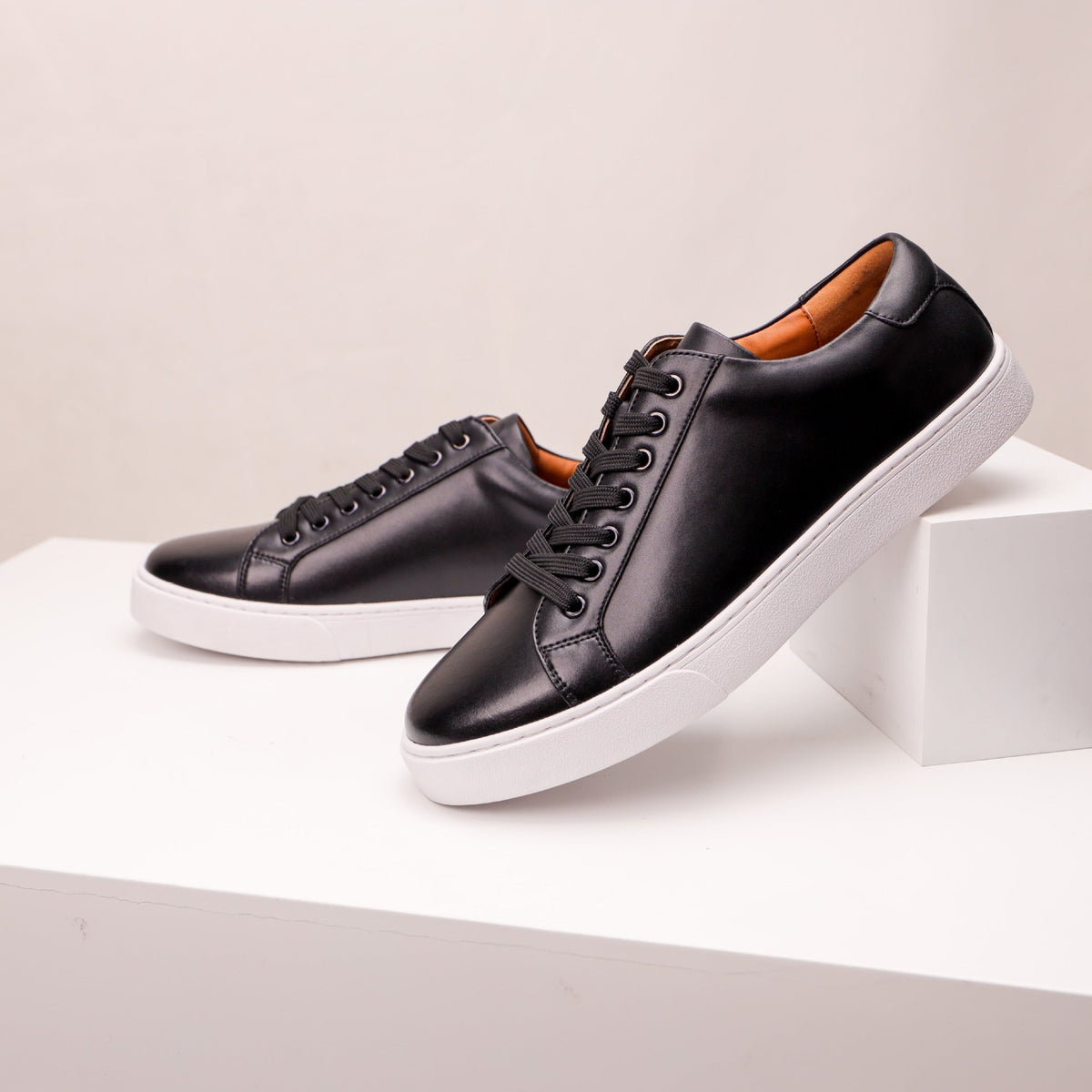 Baskets à lacets pour homme