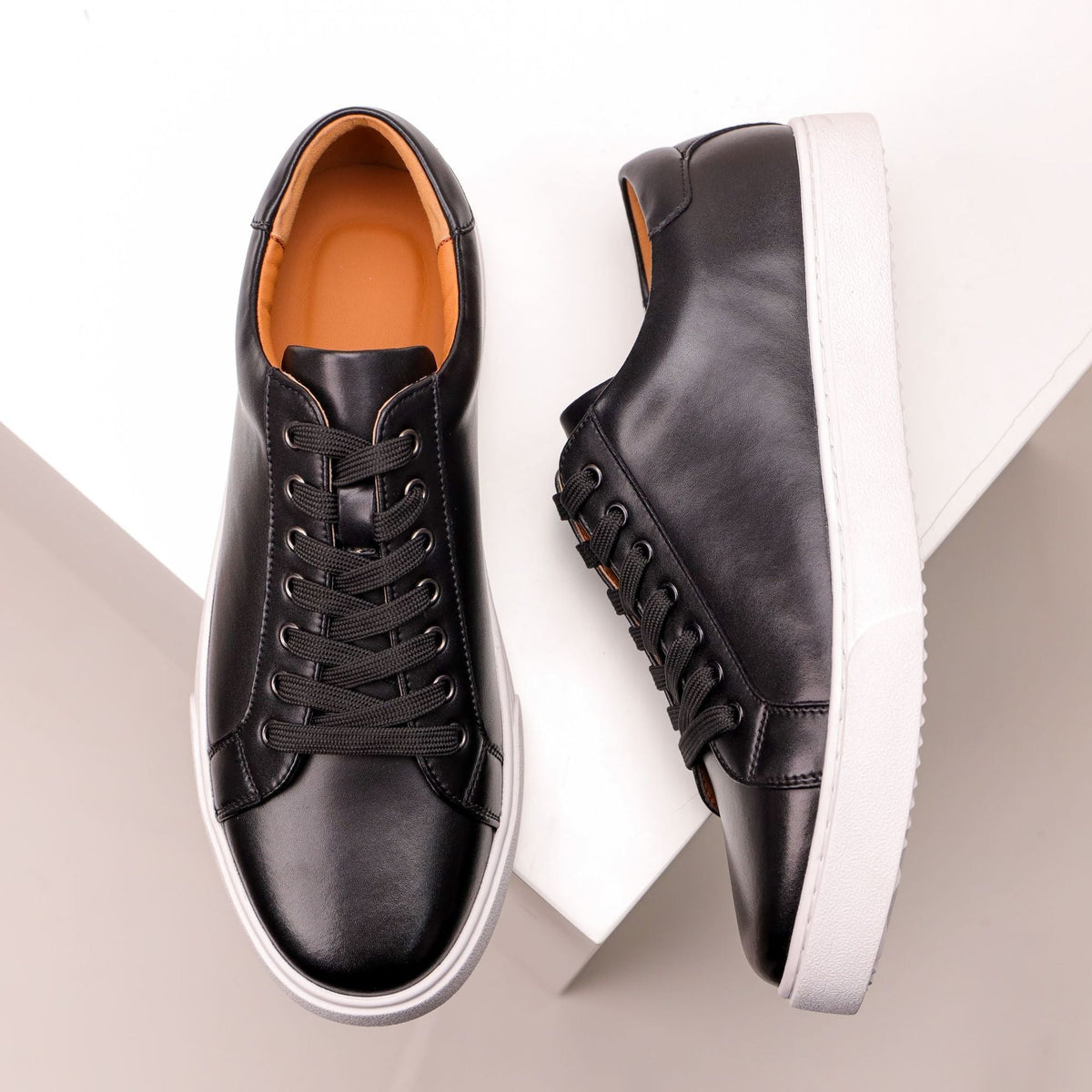 Baskets à lacets pour homme