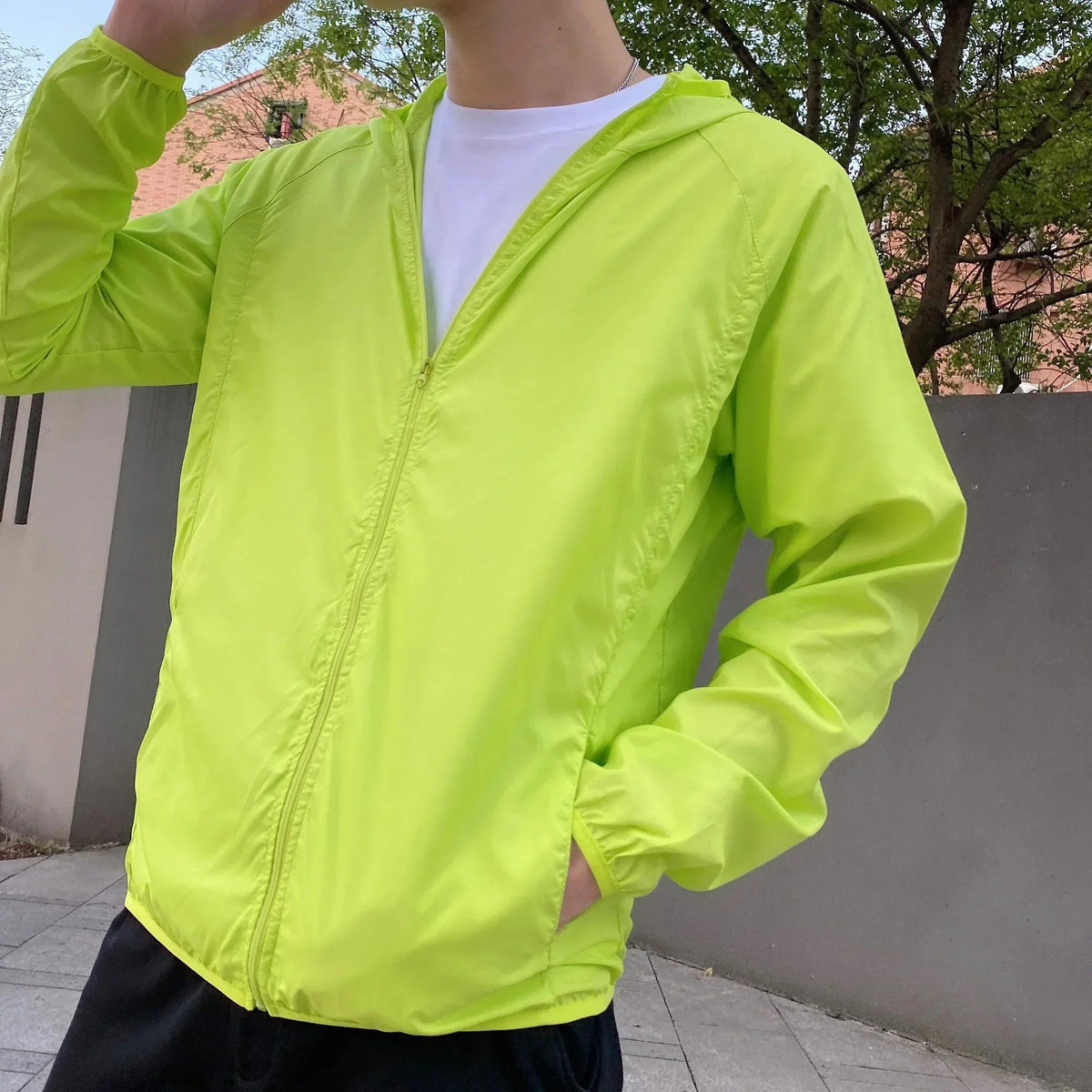 Blouson homme zippé à capuche