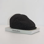 Casquette plate homme à rayures fines
