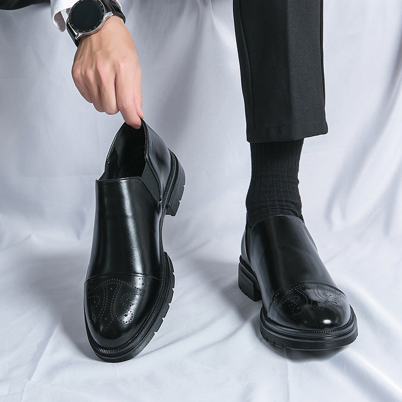 Chaussures homme à enfiler perforées