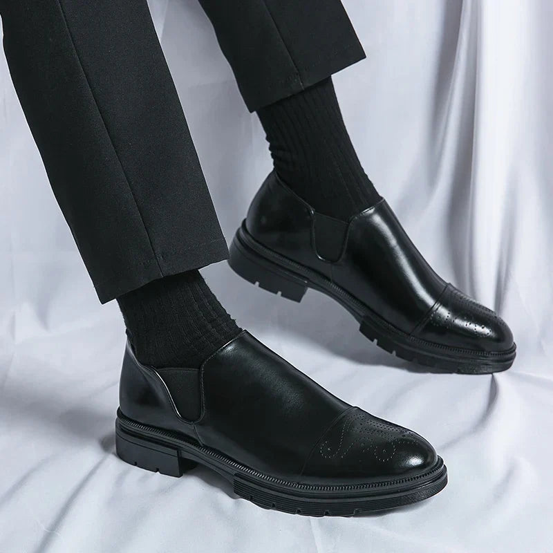 Chaussures homme perforées
