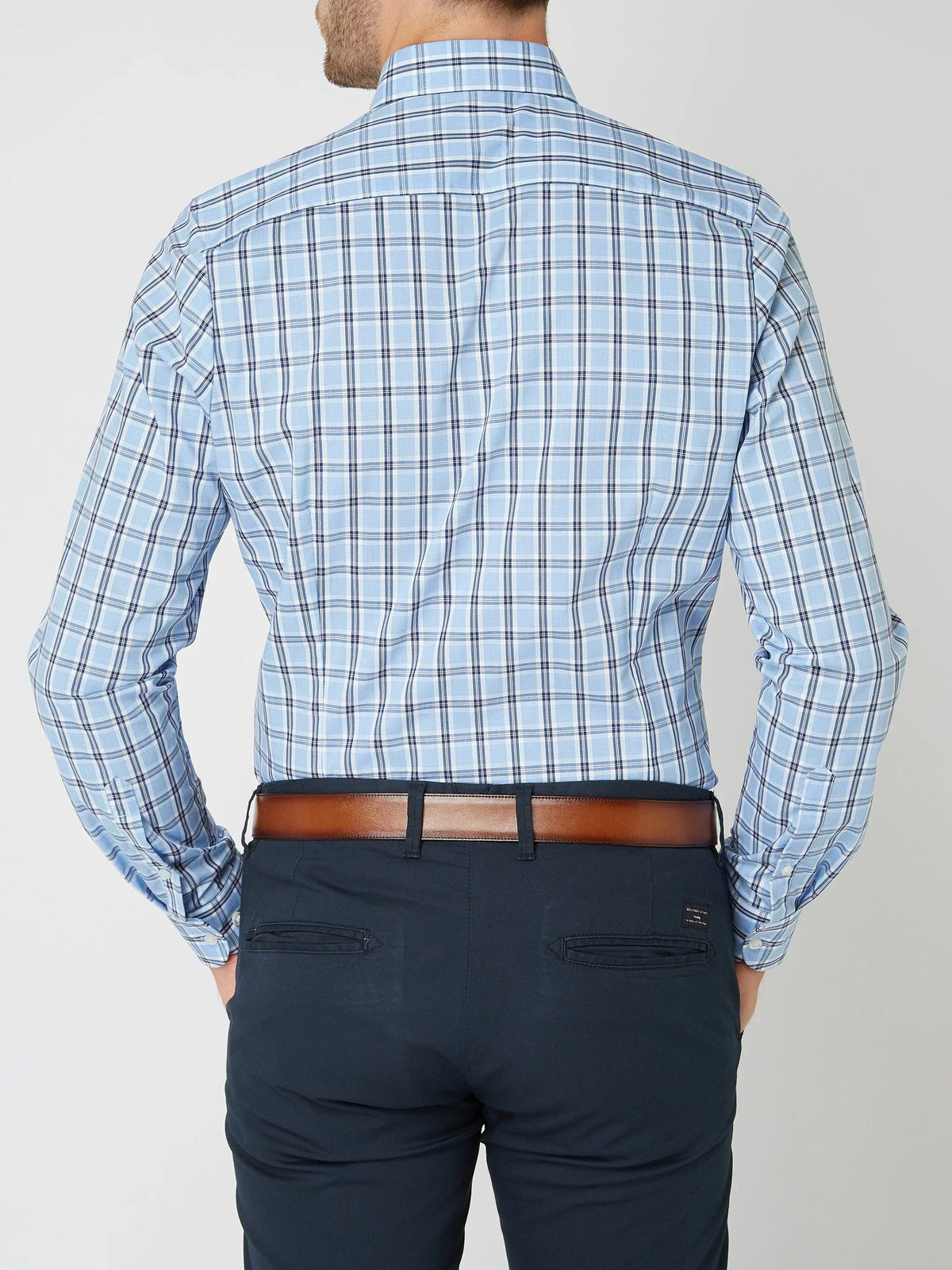 Chemise à carreaux boutonnée pour homme