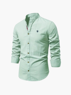 Ensemble de chemise à col mandarin et pantalon