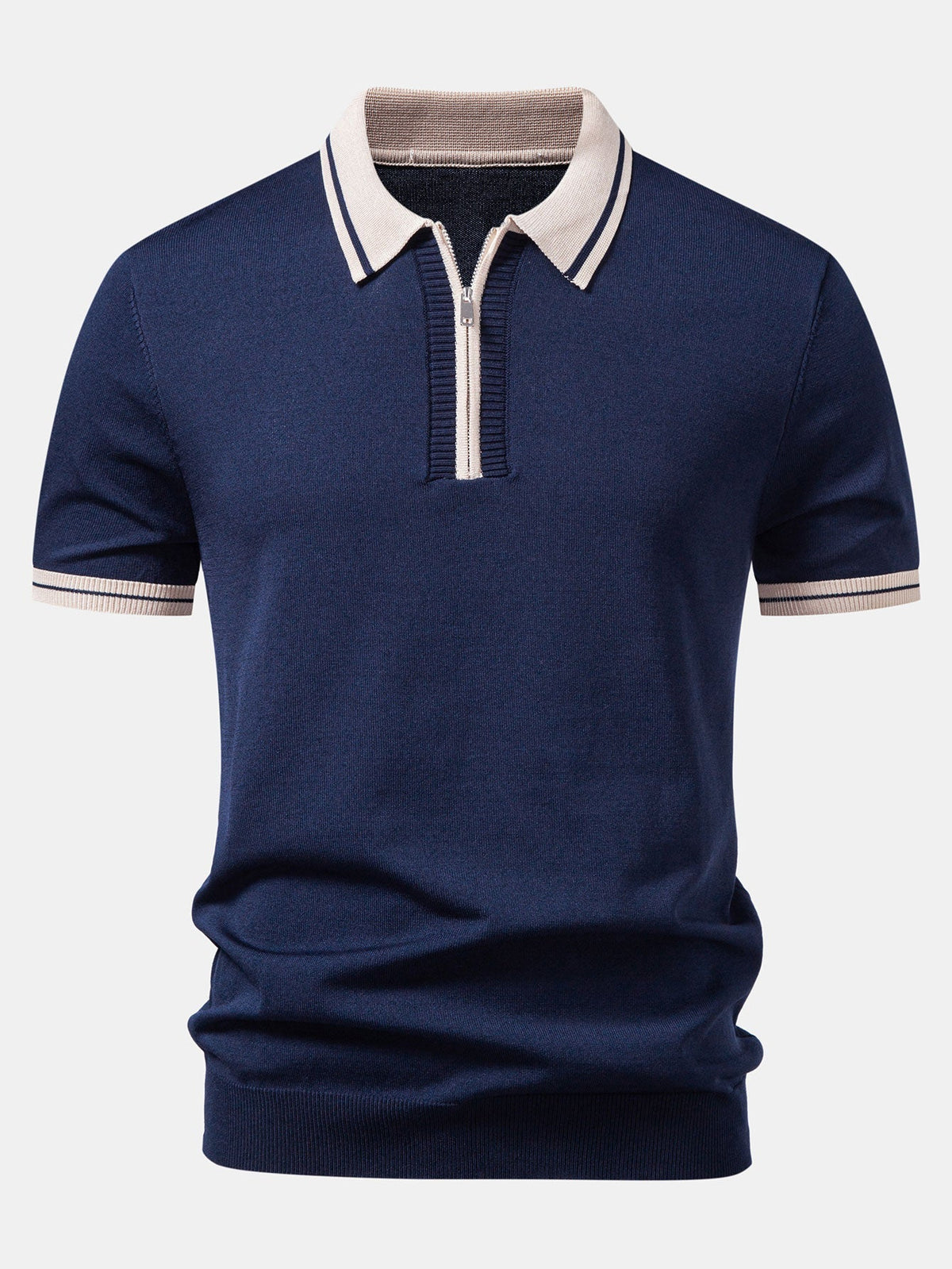 Ensemble homme polo zippé et pantalon habillé
