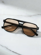 Lunettes de soleil homme à pont clé