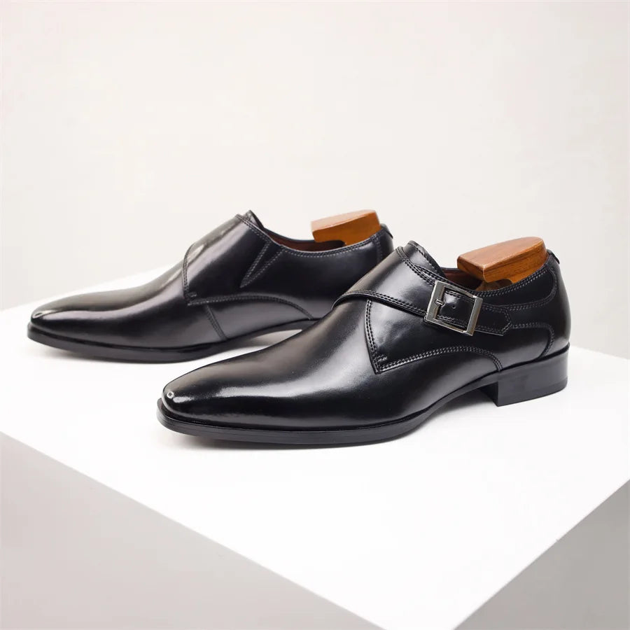 Chaussures homme à boucle bout allongé