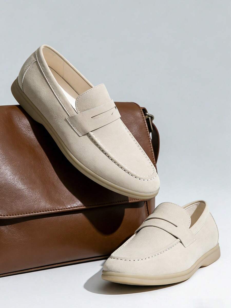 Mocassins homme à découpe frontale