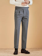 Pantalon droit à plis pour homme