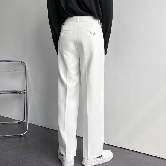 Pantalon homme à plis