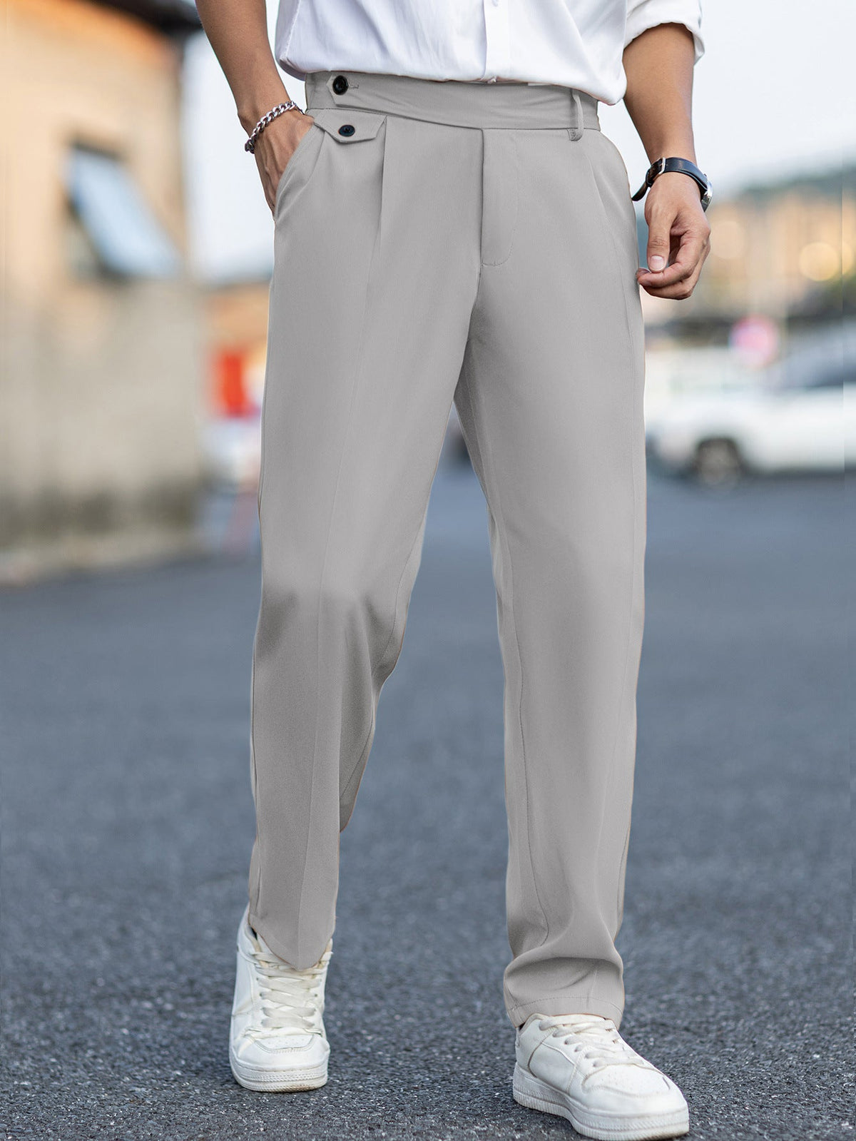 Pantalon homme avec Fermeture croisée visible