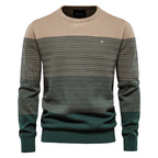 Pull homme à fines rayures