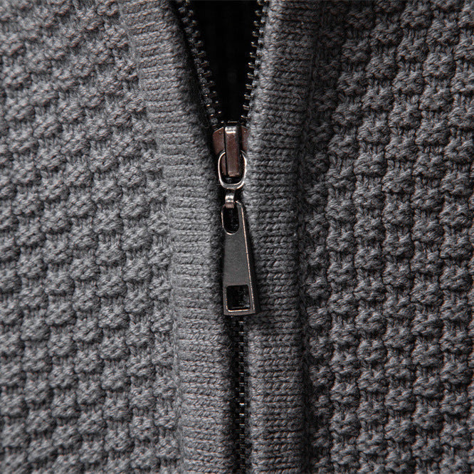Pull homme zippé à maille torsadée